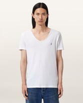 Tonic Scoop Neck Slim Ramskull T-Shirt
