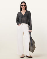 Kaito V-neck Sweater