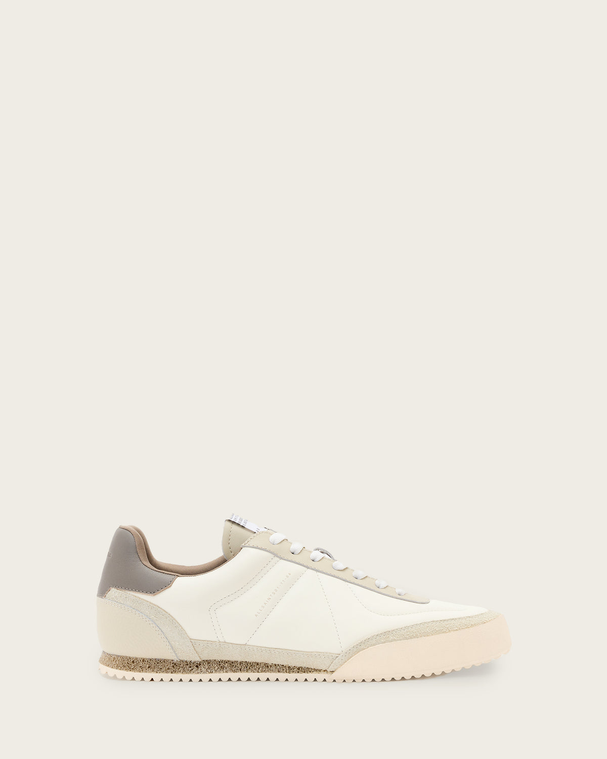 Harri Low Top Sneakers
