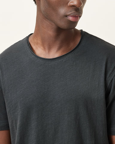 Figure Crew Neck Raw Edge T-Shirt