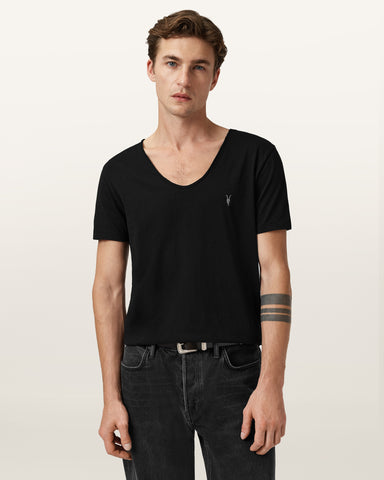 Tonic Scoop Neck Slim Ramskull T-Shirt