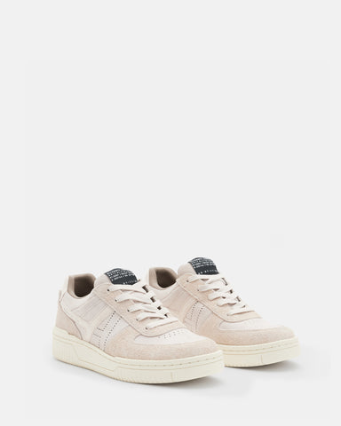 Vix Low Top Round Toe Suede Sneakers
